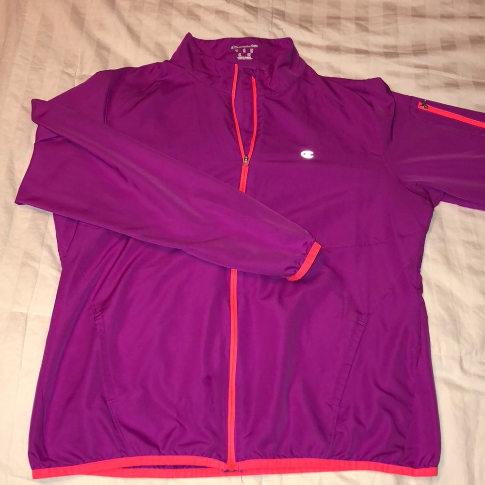 Champions Elite Athletic sweater